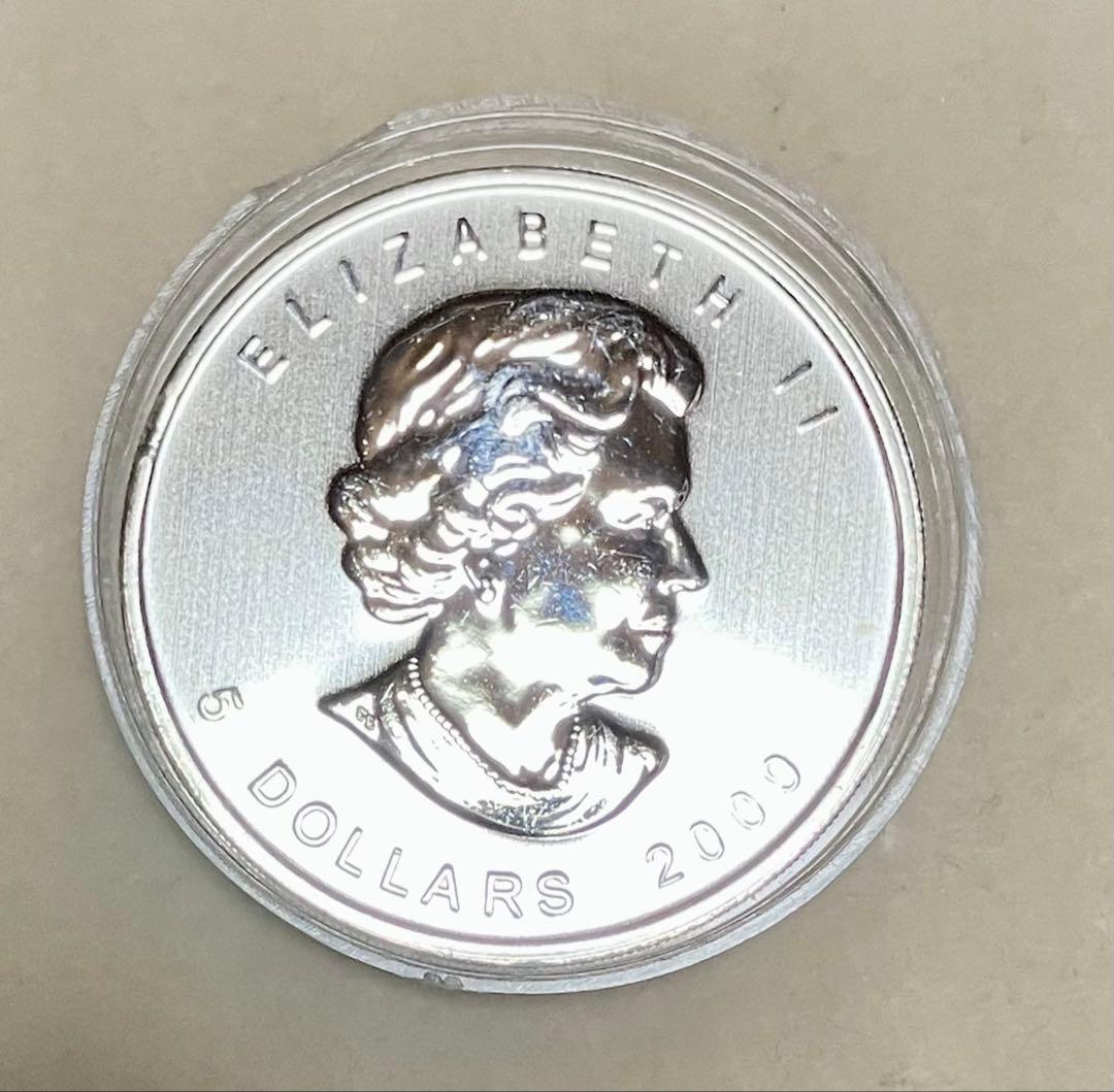 新品未使用2009年メイプル銀貨 ケース入り 純銀
