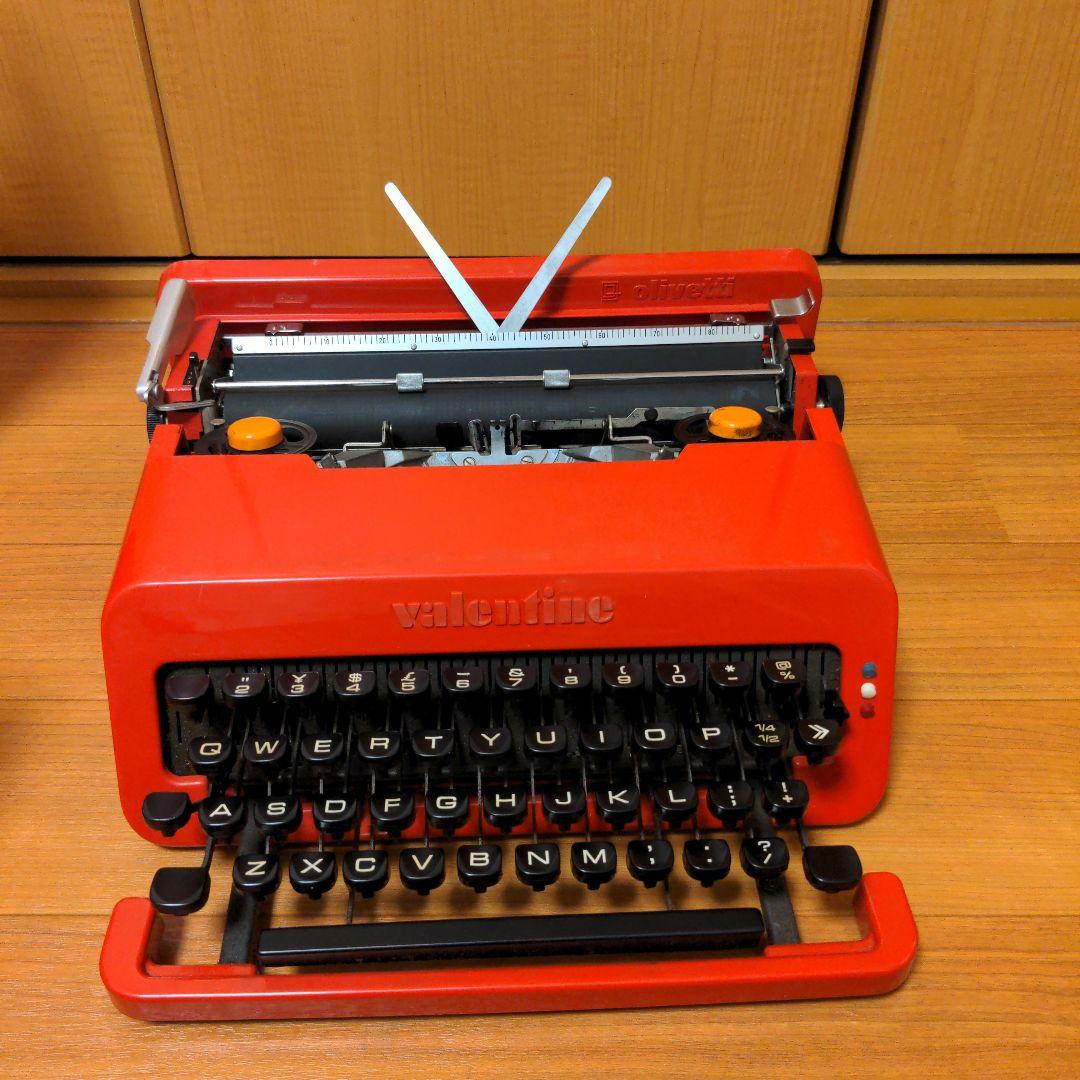 Olivetti valenetime　 タイプライター オリベッティ　b