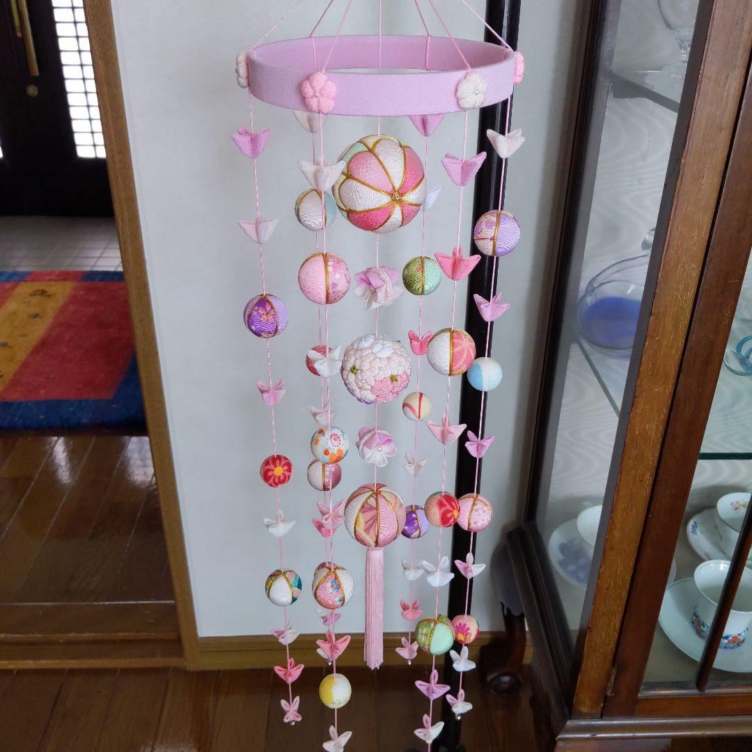 ちりめん細工　お花とまりの下げ飾り(大)　ピンク
