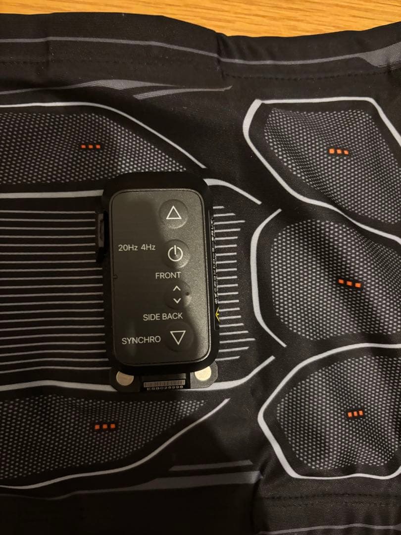 ジ*人様 シックスパッド　パワースーツ　コアベルト