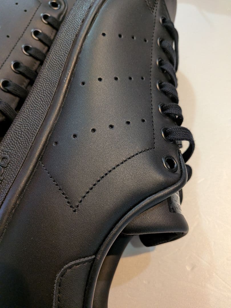 新品　adidas STAN SMITH　アディダス スタンスミス　27.5㌢