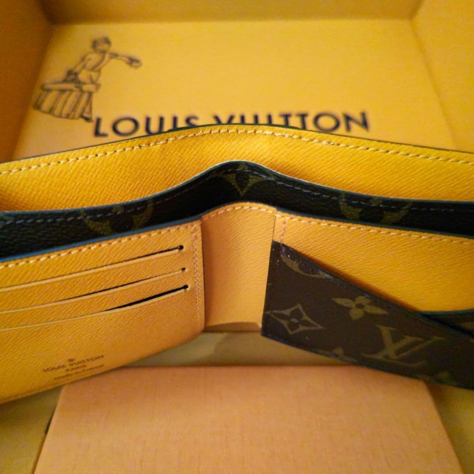 未使用品【公式ウェブサイト購入品】ルイヴィトン ポルトフォイユ ミュルティプル