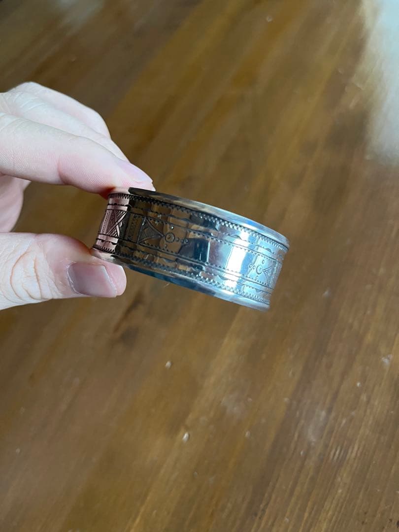 トゥアレグシルバー　バングル