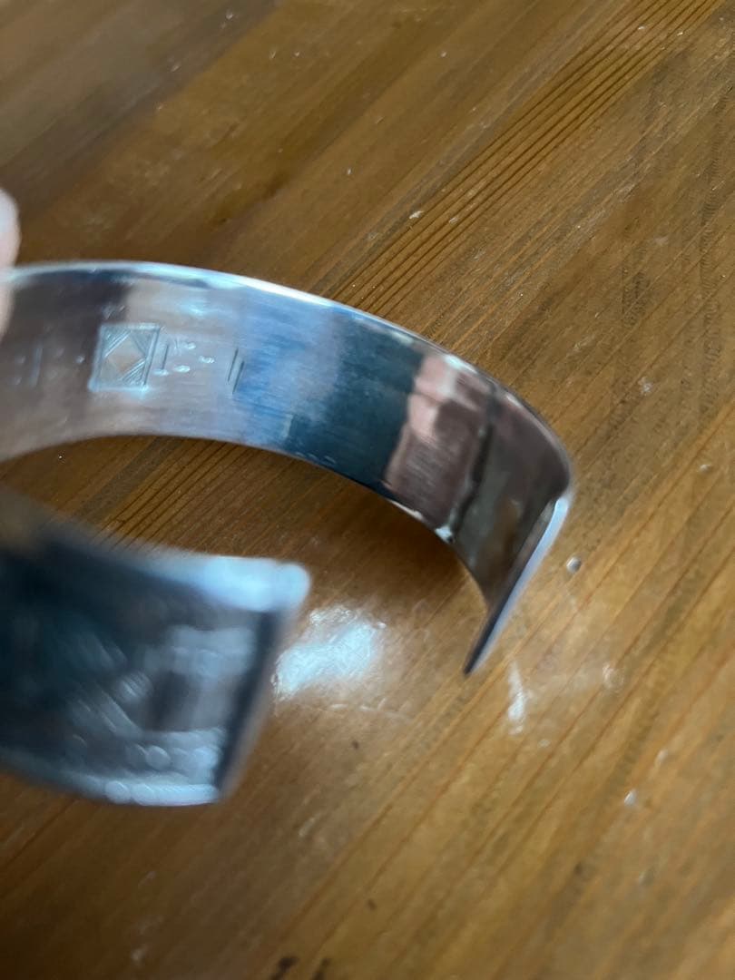 トゥアレグシルバー　バングル