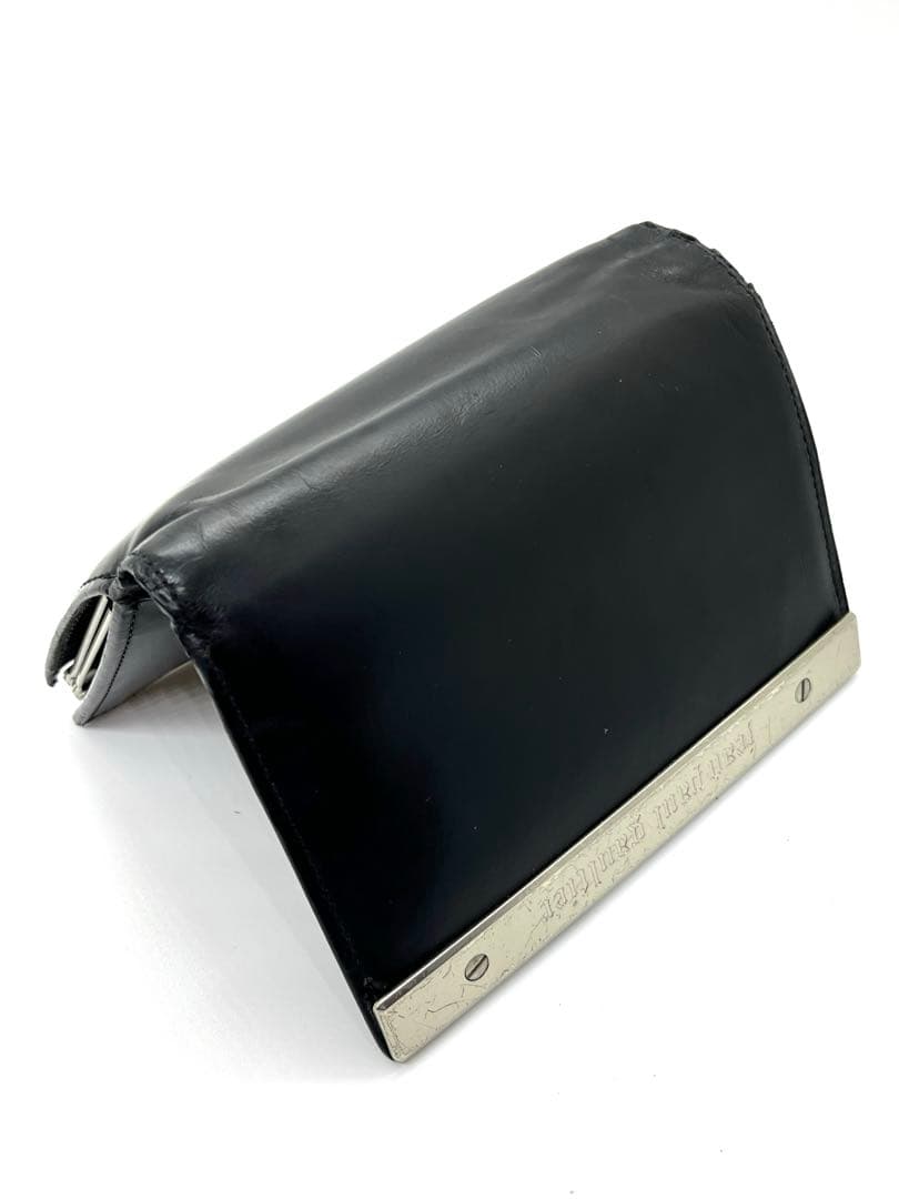 ゴルチエ メタルプレート　財布 黒