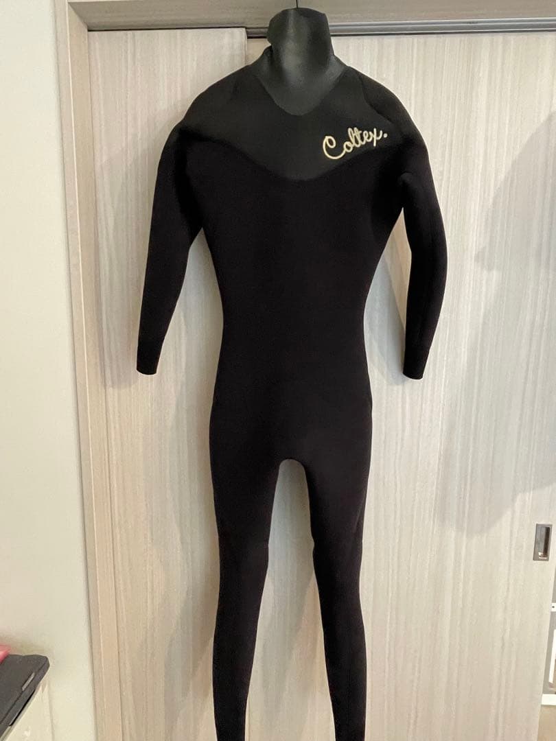 ［ワンシーズンのみ使用］Coltex ウェットスーツ　オールジャージセミドライ