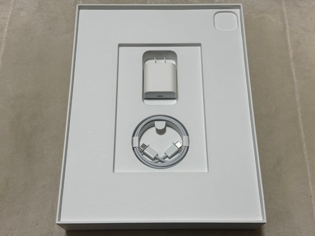 新品未使用 iPad Pro 12.9inch 5世代 2TB Softbank