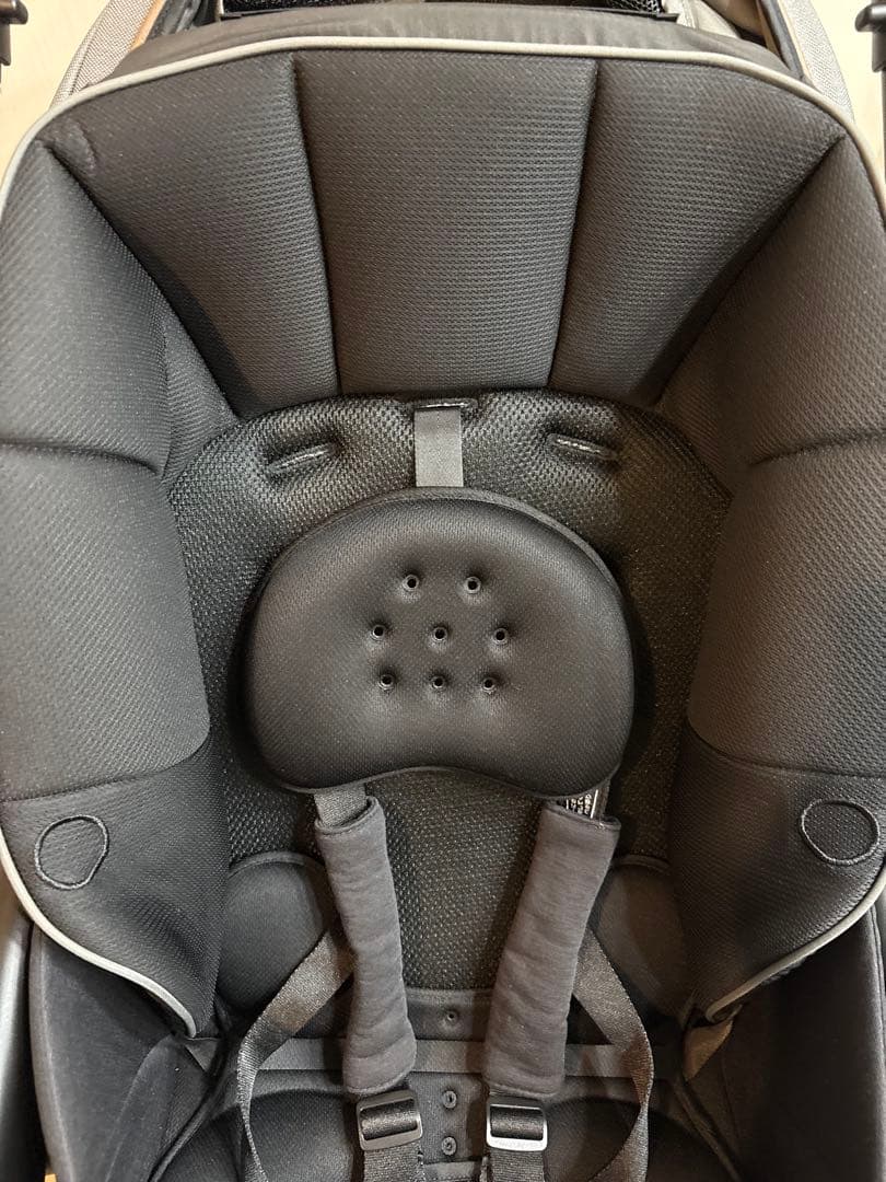 Aprica ラクーナクッションフリー AC 2024年