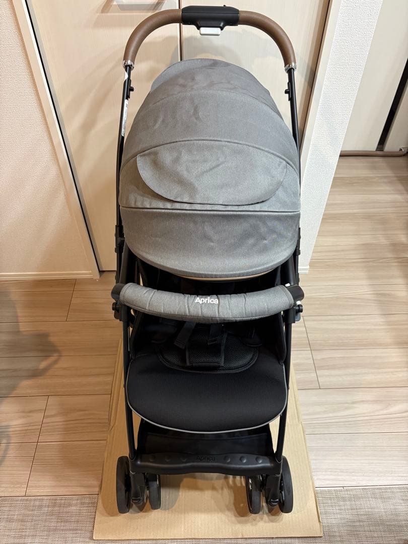 Aprica ラクーナクッションフリー AC 2024年