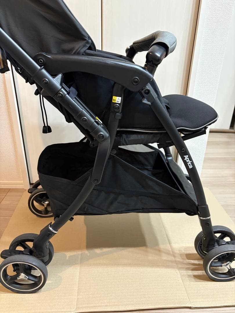 Aprica ラクーナクッションフリー AC 2024年