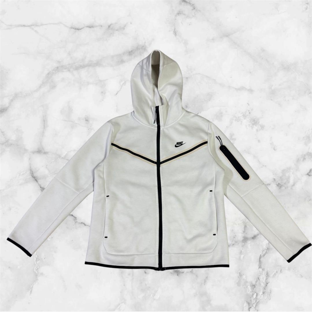 希少カラー　NIKE テックフリース　セットアップ白　ホワイト