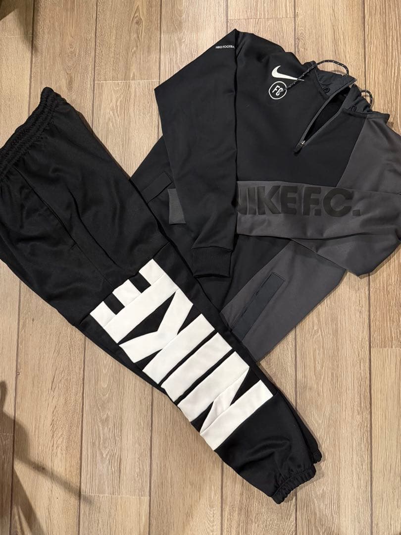 Nike FCジャージ上下セット ブラック/グレー
