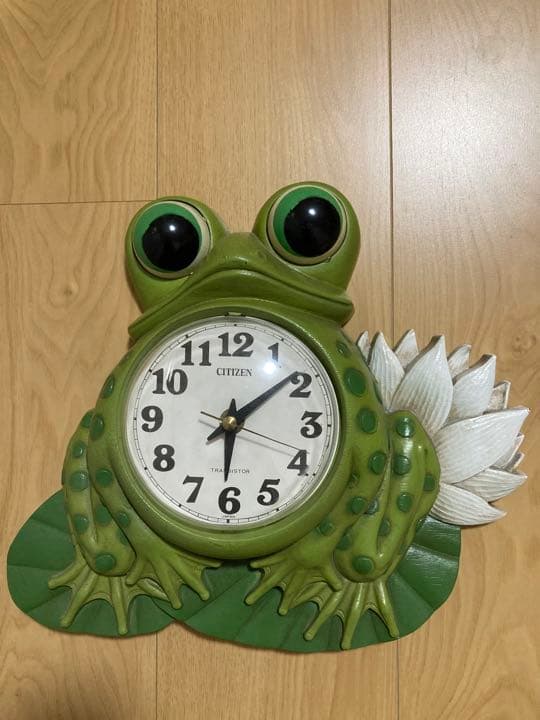 45年前のアンティーク掛け時計　かえる　日本製