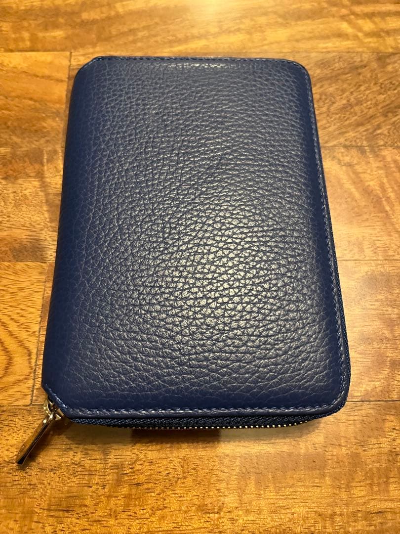 週末特価！即日発送！MBハイエンドイタリアンレザー・コンパクトウォレット