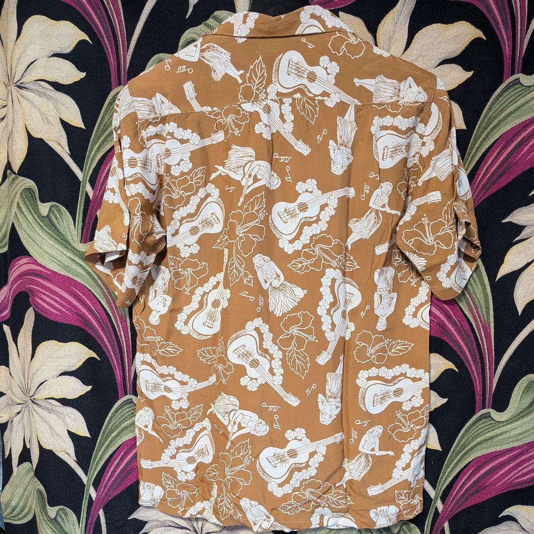 カハラ　ハワイアンシャツ