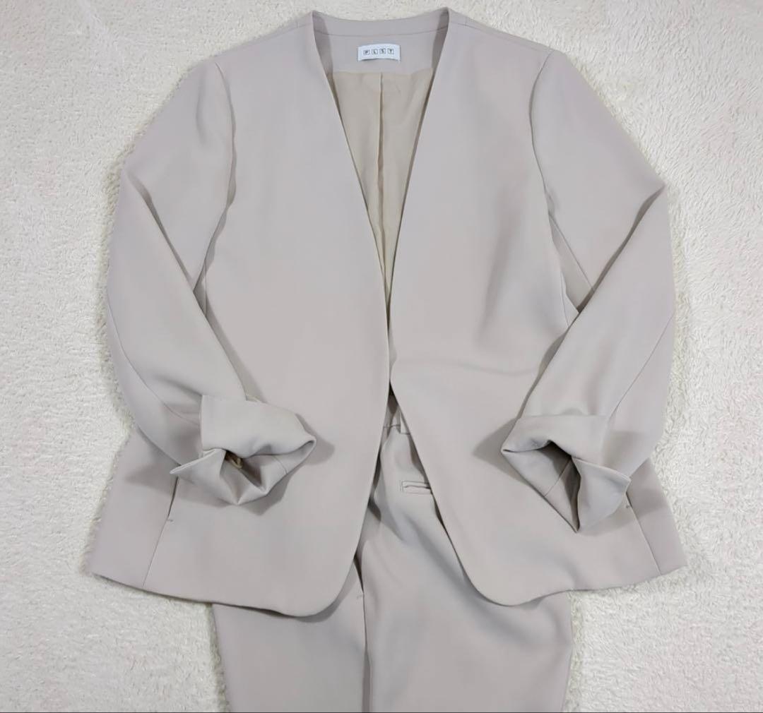 PLSTプラステ 大きいサイズXXL セットアップ ノーカラー アイボリー