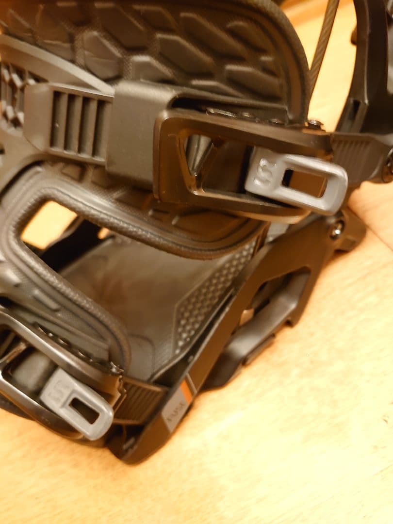 FLOW FUSE ブラック スノーボードビンディングLサイズ