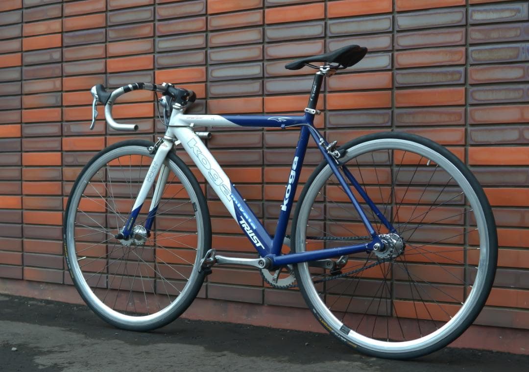 kogaMIYATA GranRacer にピストホイール組上シングルギアロード