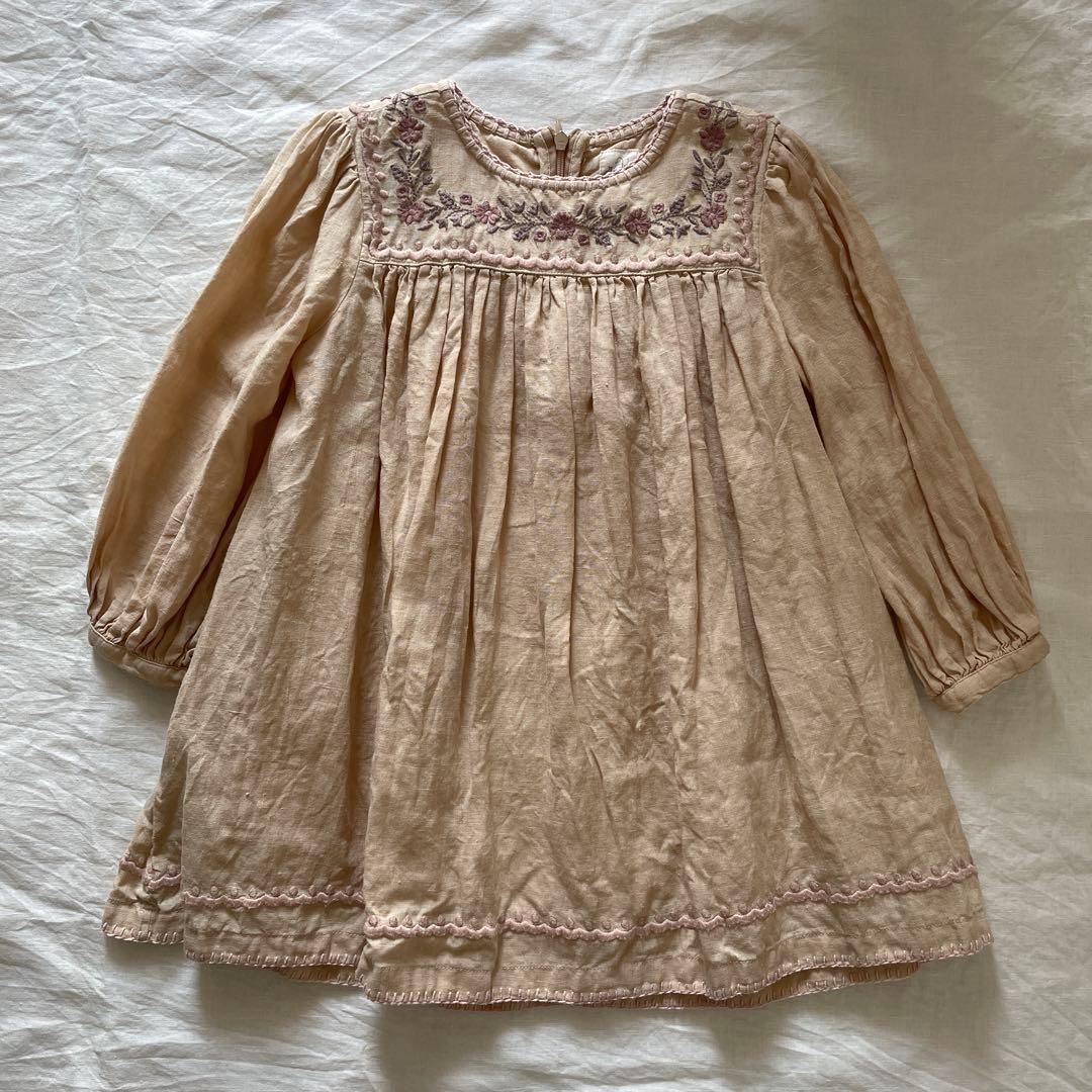 apolina kids ワンピース　5-7y