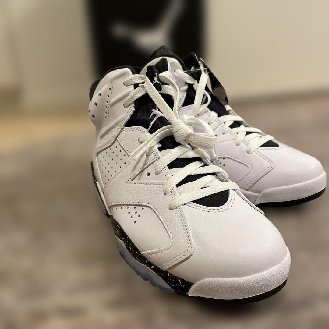 27㎝新品エアジョーダン6　オレオ　30,000円Air ホワイト/ブラック