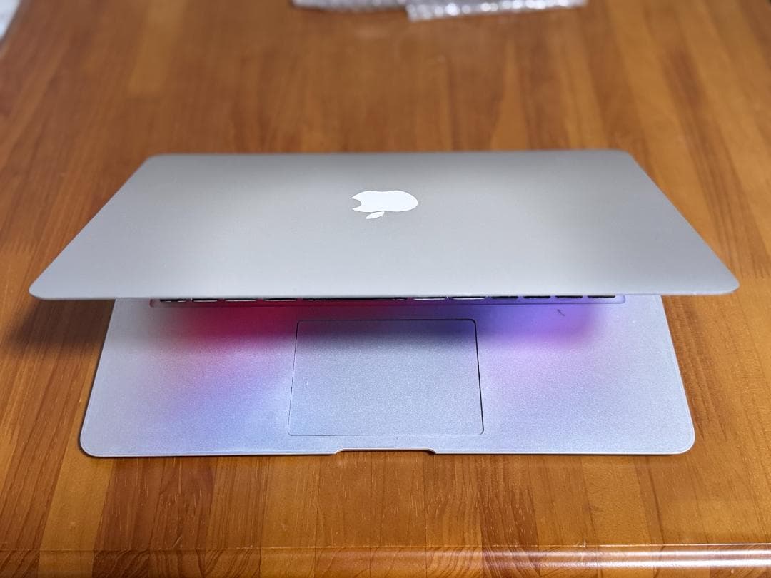 MacBook Air 13インチ 2017 Core i5 SSD新品・美
