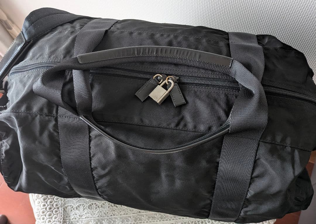 レアプラダボストン