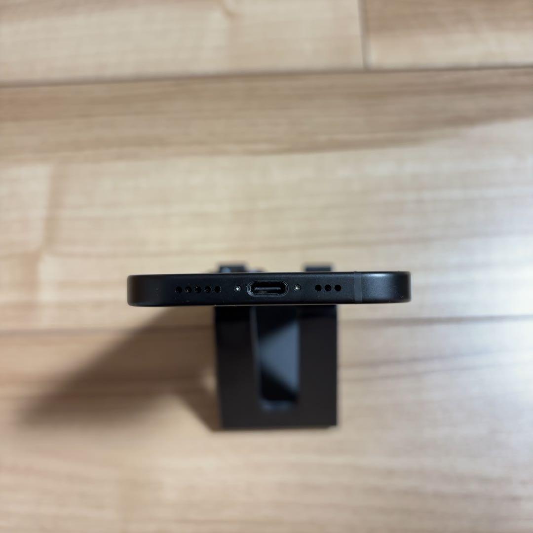 おまけ付き iPhone15 128GB ブラック