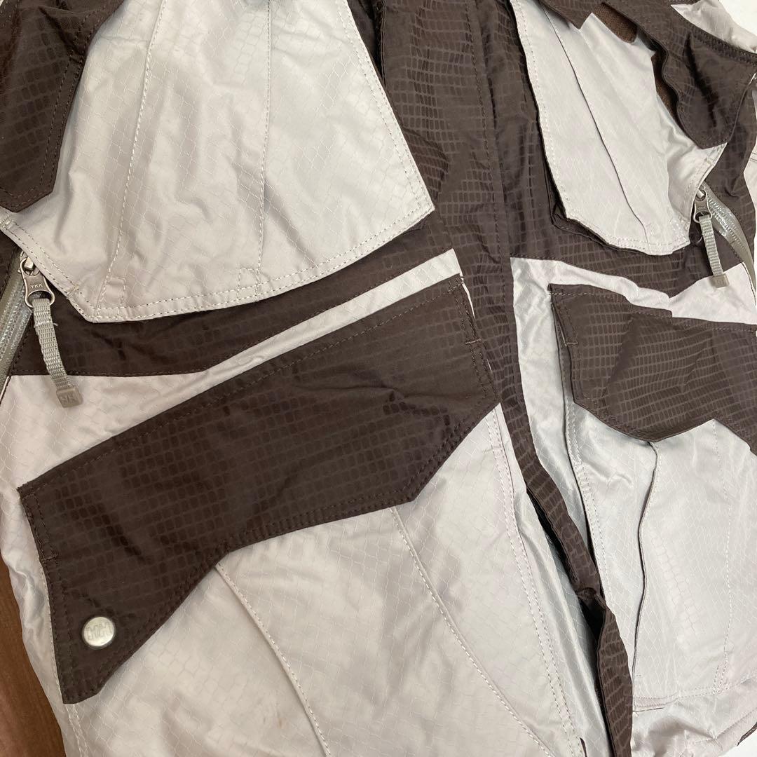 Helly Hansen スキースノーボードウェア 上下セット　Mサイズ