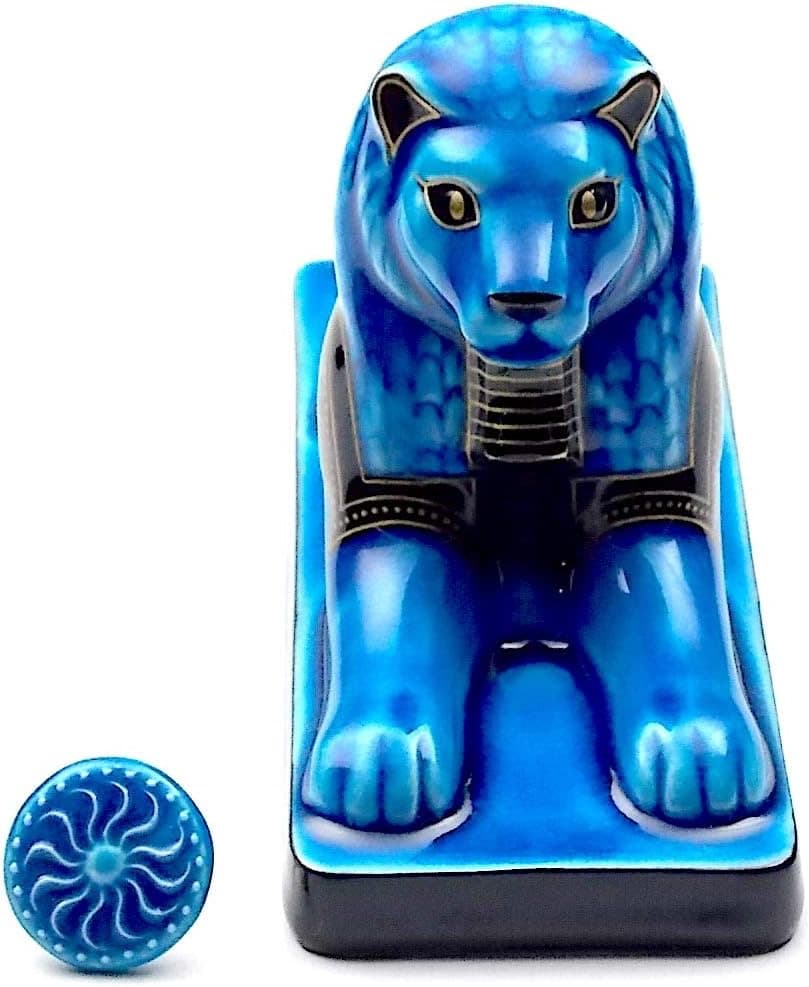新品　幸兵衛窯 青釉オーナメント セクメト 古代エジプトの神　ライオンの置物