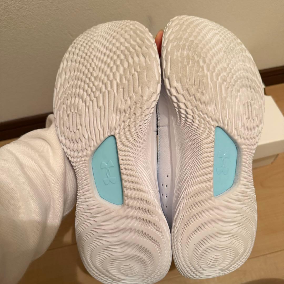 カリー4 フロートロ　27.5cm