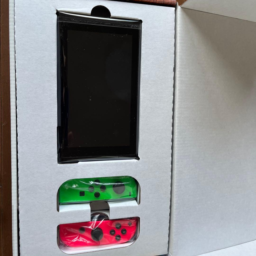 Nintendo Switch 本体 赤と緑のジョイコン + ゲーム3本セット