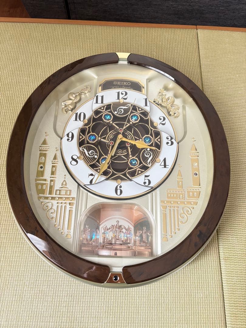 SEIKO 音楽機能付き掛時計