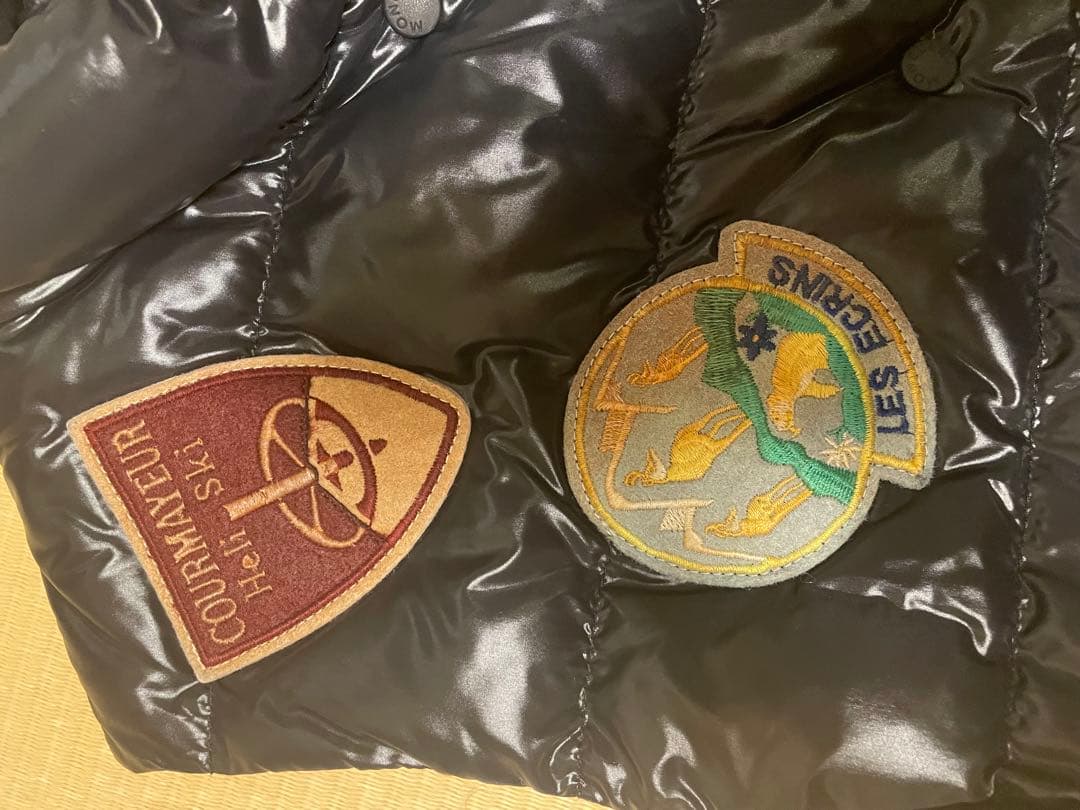 未使用級☆希少　モンクレール（MONCLER）ダウンベスト