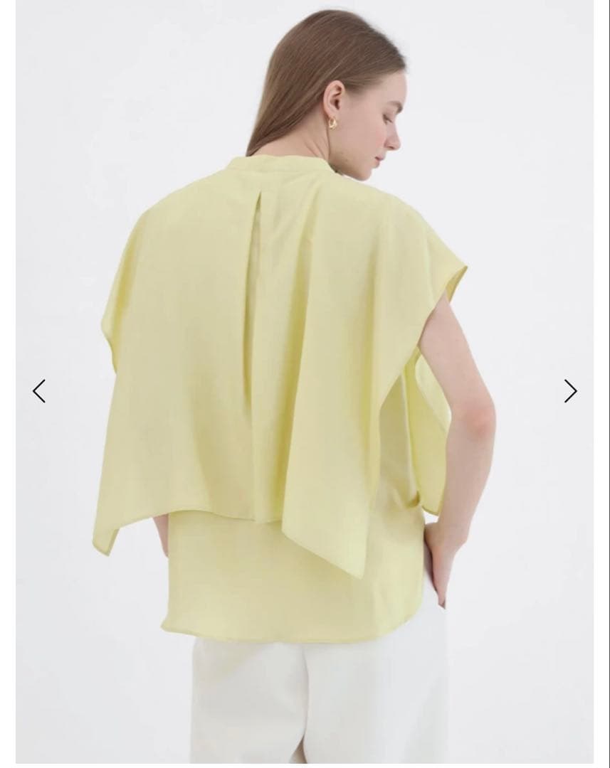 【今期新品未使用】ヤマダヤ　ケープシャツブラウス　Aga ライトイエロー