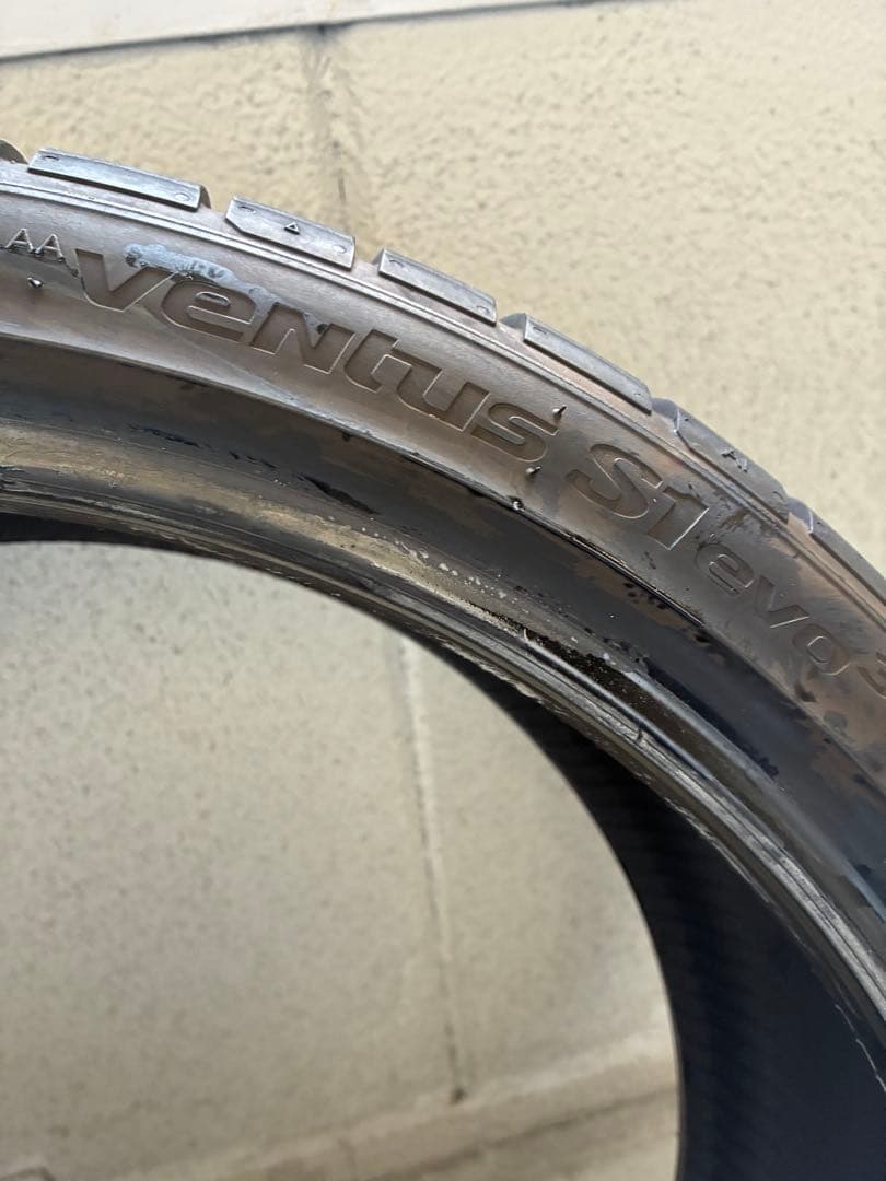 すー　ハンコックペンタス215/35-19 ①