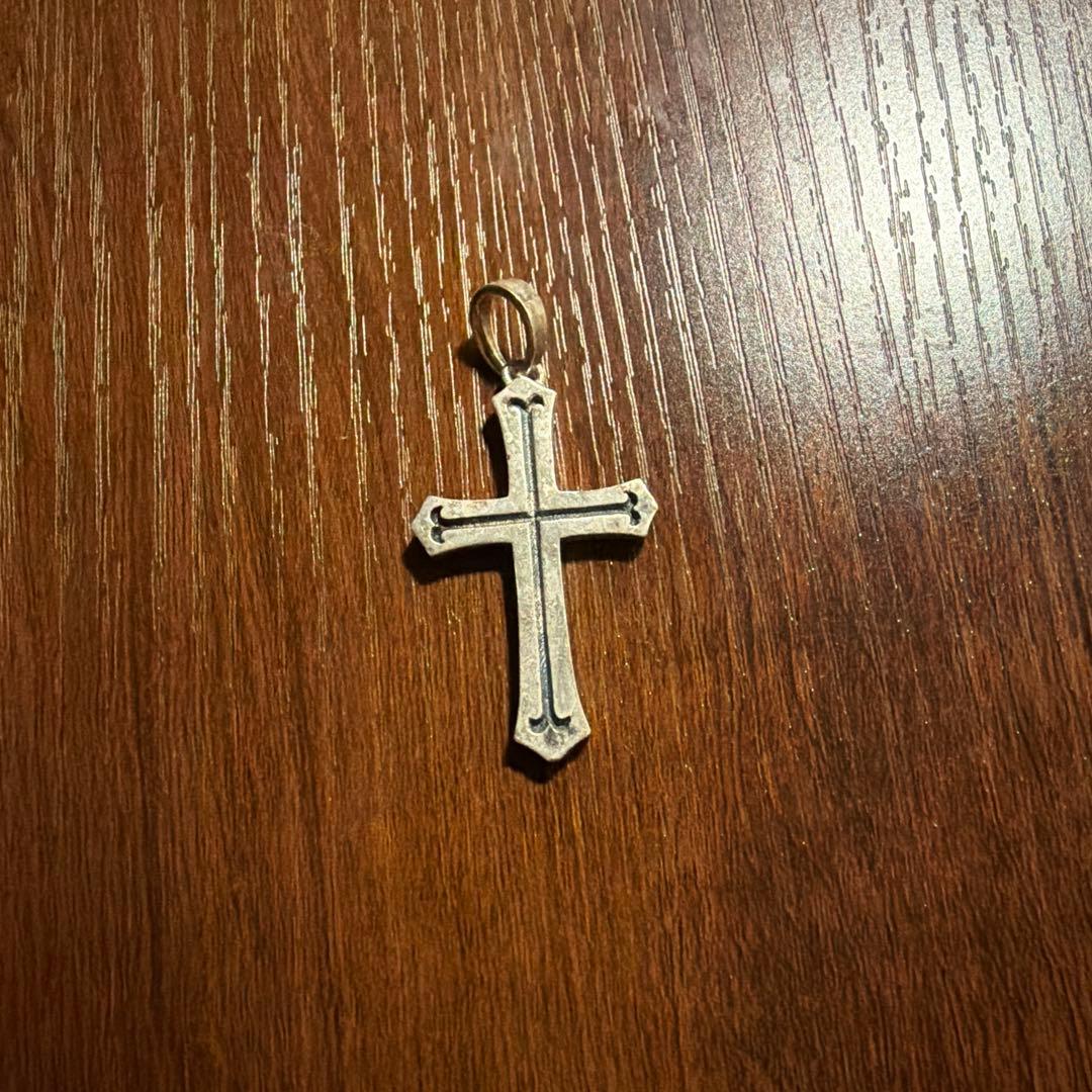Justin Davis 十字架ペンダント