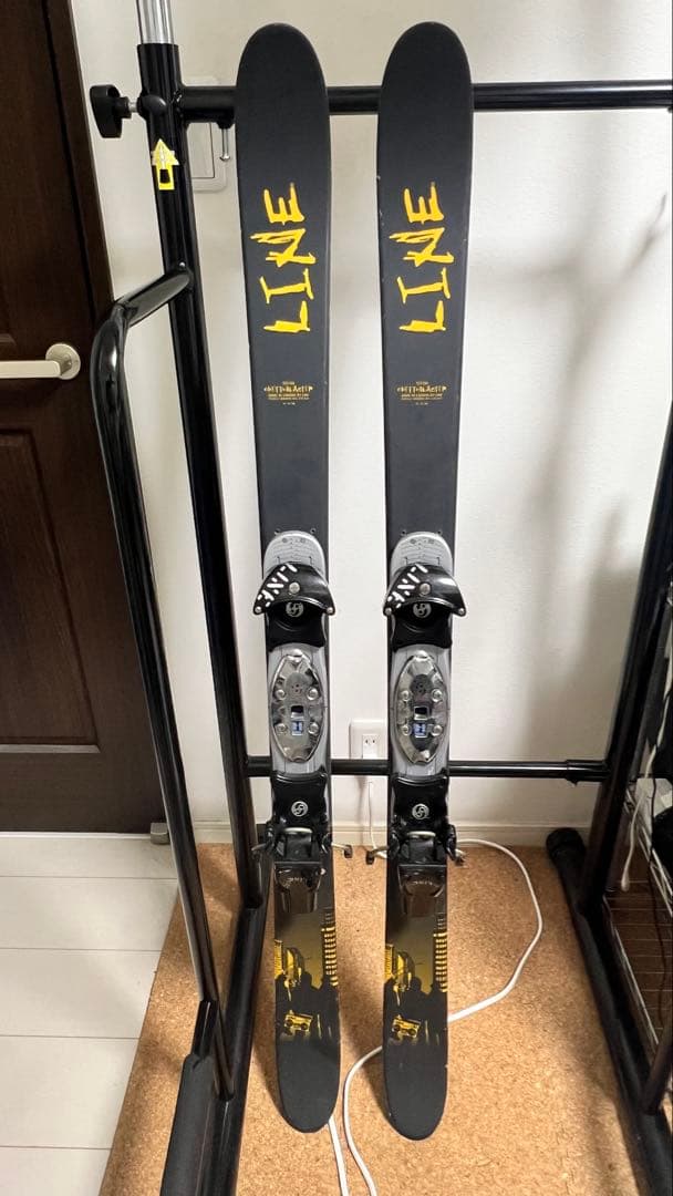 LINEスキー ビンディング付き 133cm