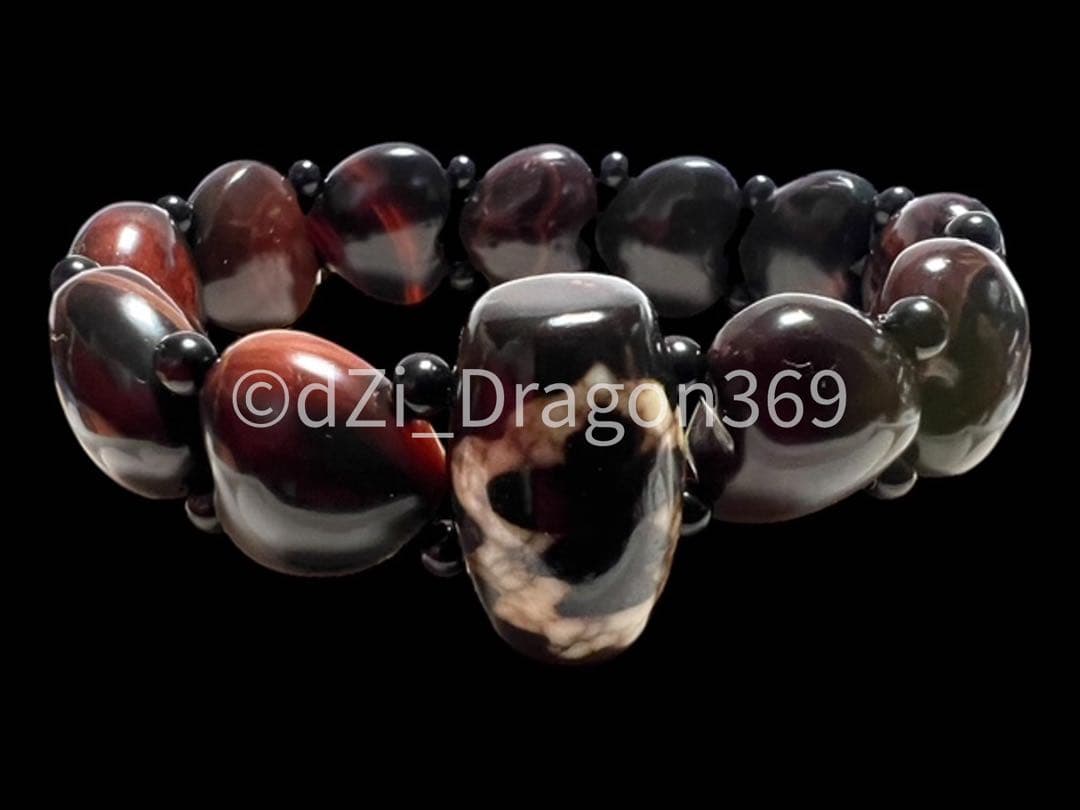 【一点限り／高品質】 上肯龍紋火供蔵神天珠とハート型火供玉髄珠のブレス