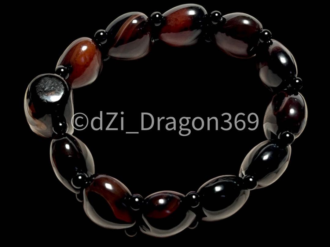 【一点限り／高品質】 上肯龍紋火供蔵神天珠とハート型火供玉髄珠のブレス