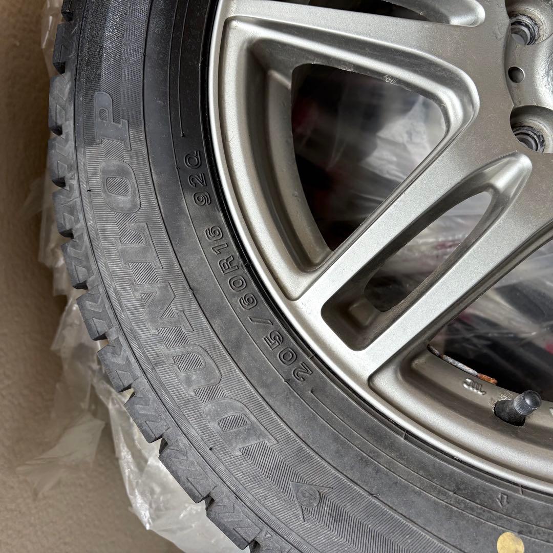 205/60R16 スタッドレスタイヤ　冬タイヤ　4本セット