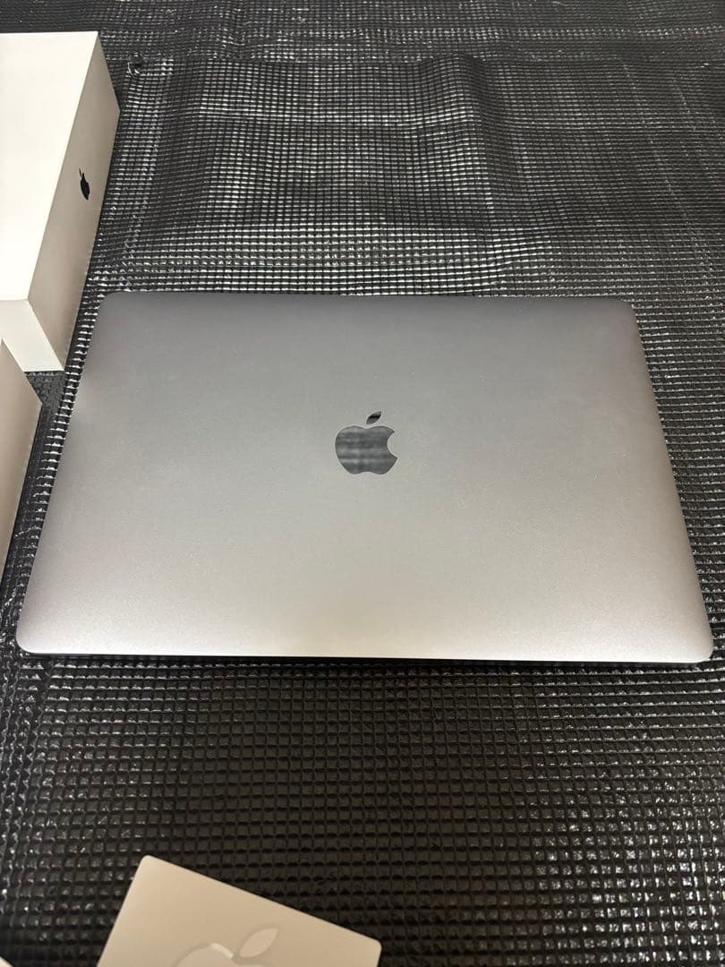 MacBook本体 MacbookPro2016/13.3/2.9GHz/8GB/512GB