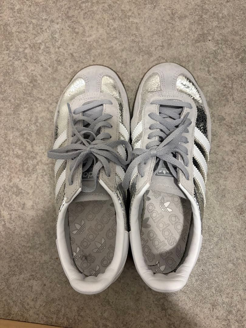 正規品　adidas HANDBALL SPEZIAL　JR6511