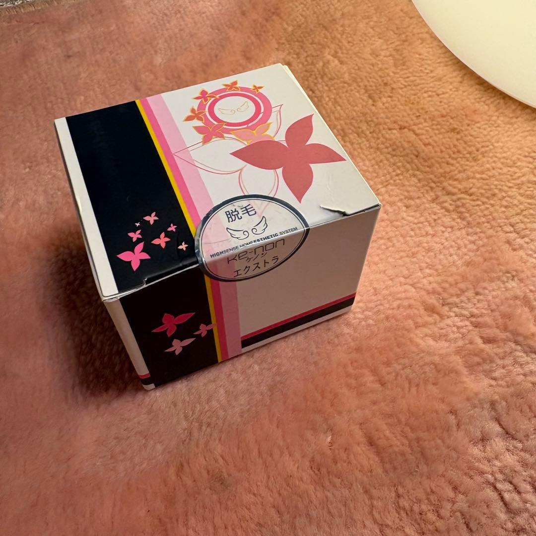【超美品】【99.5%残】ke-non 脱毛器 ホワイト カートリッジ２個付！