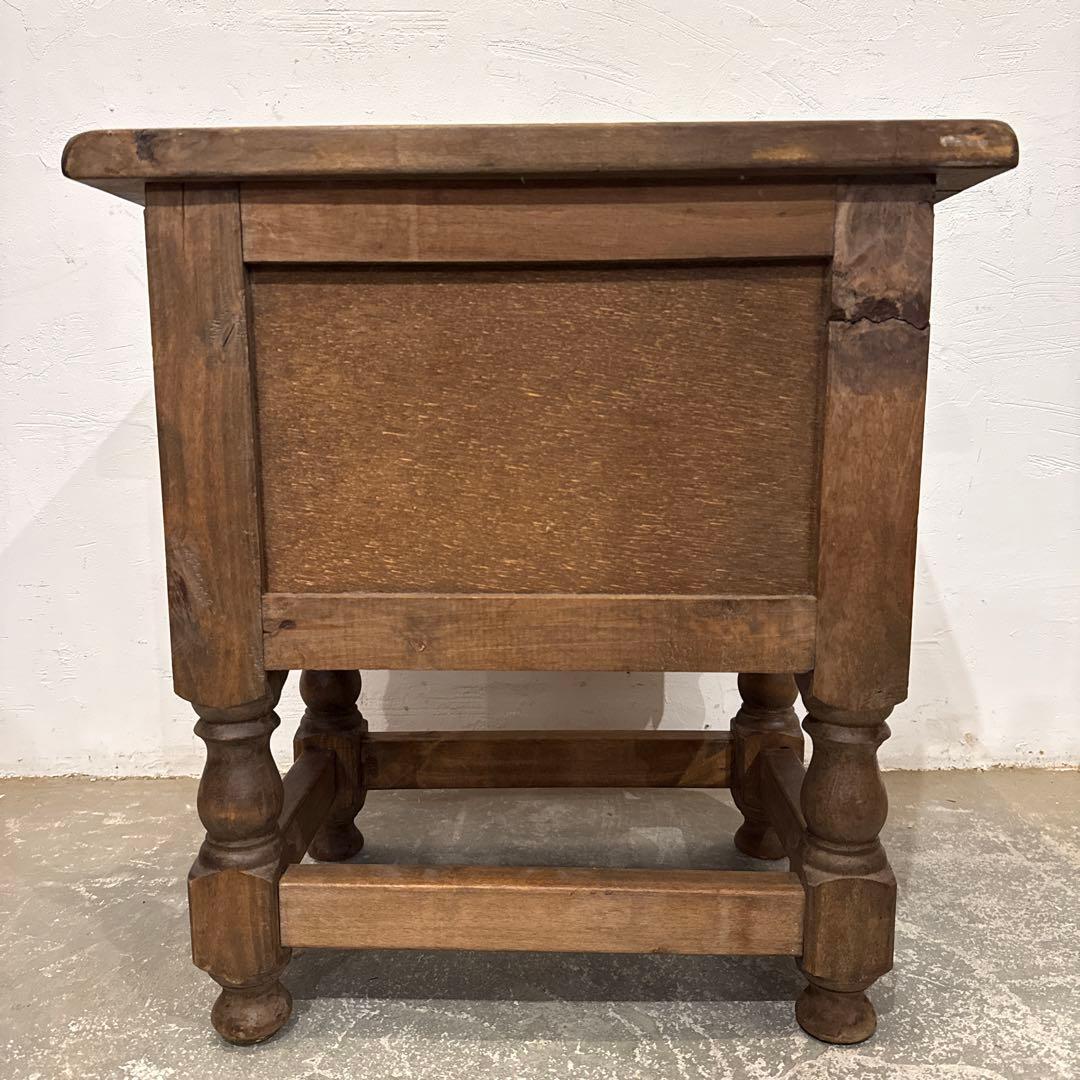 ヴィンテージ　木製サイドテーブル　2段引き出し付き