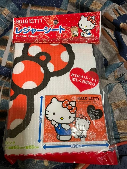 サンリオ✨ハローキティ❤️ レジャーシート(一人用)