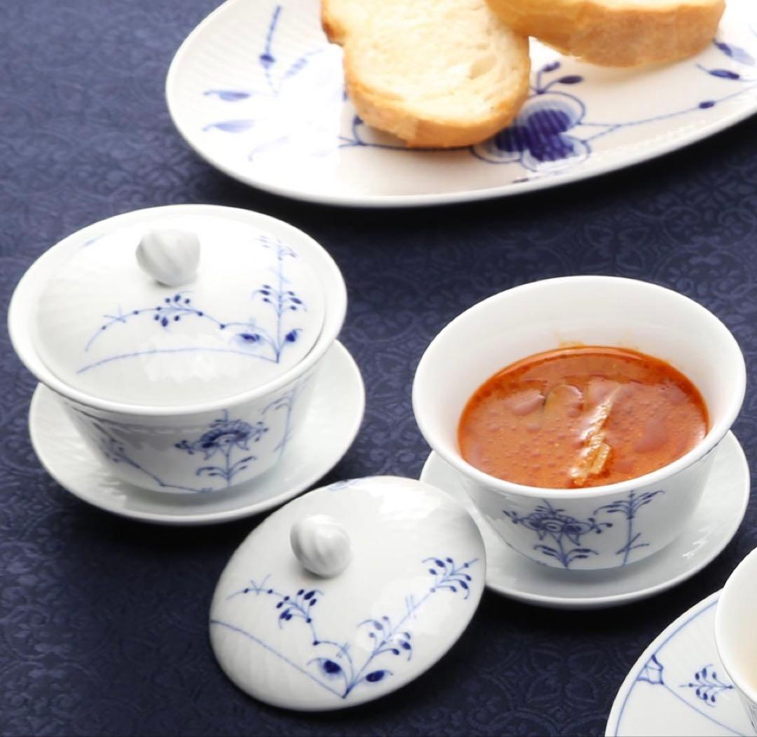 【新品】ロイヤルコペンハーゲン　ブルーパルメッテ 蓋つきカップ&ソーサー 2客