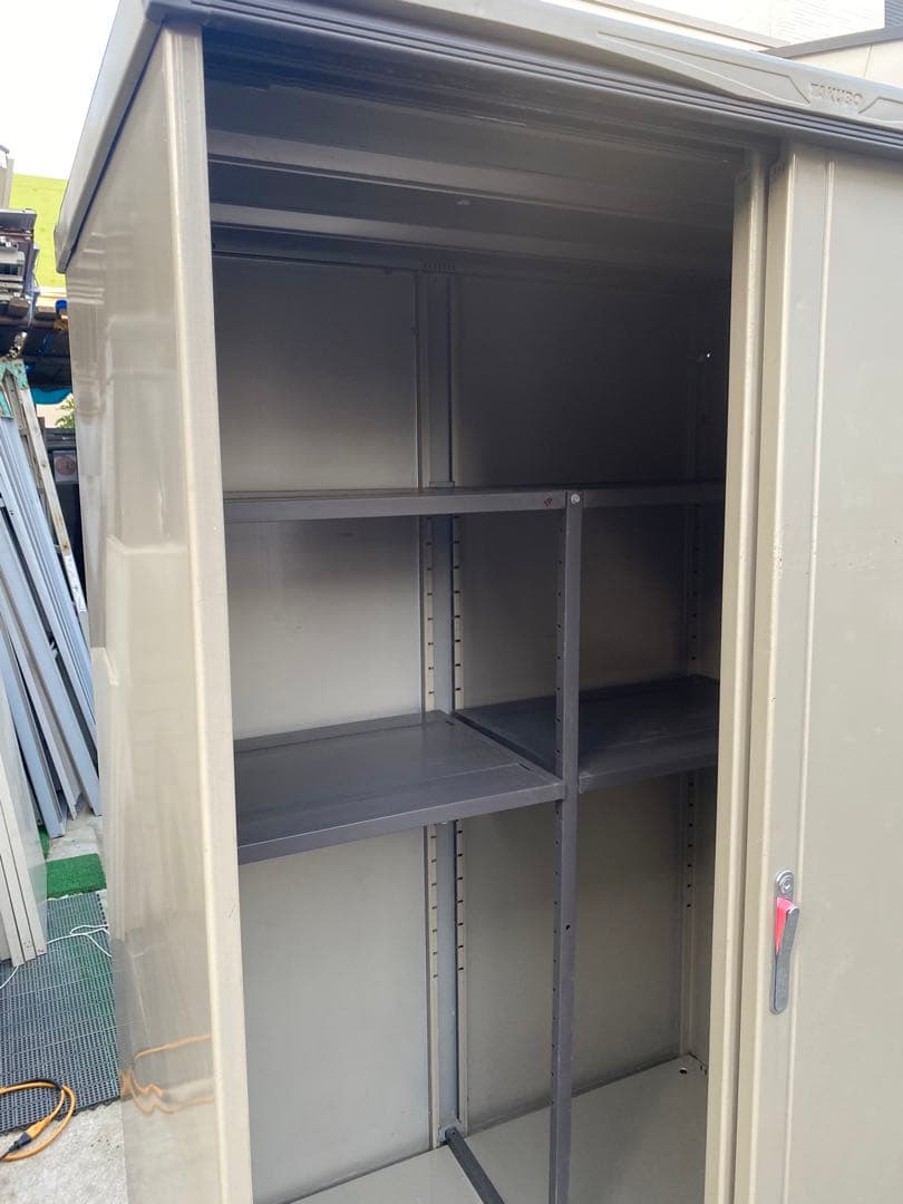 タクボ物置　倉庫　収納