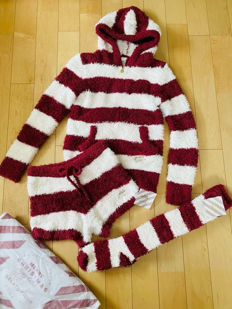 新品未使用　GELATO PIQUE ルームウェア 赤と白ストライプ