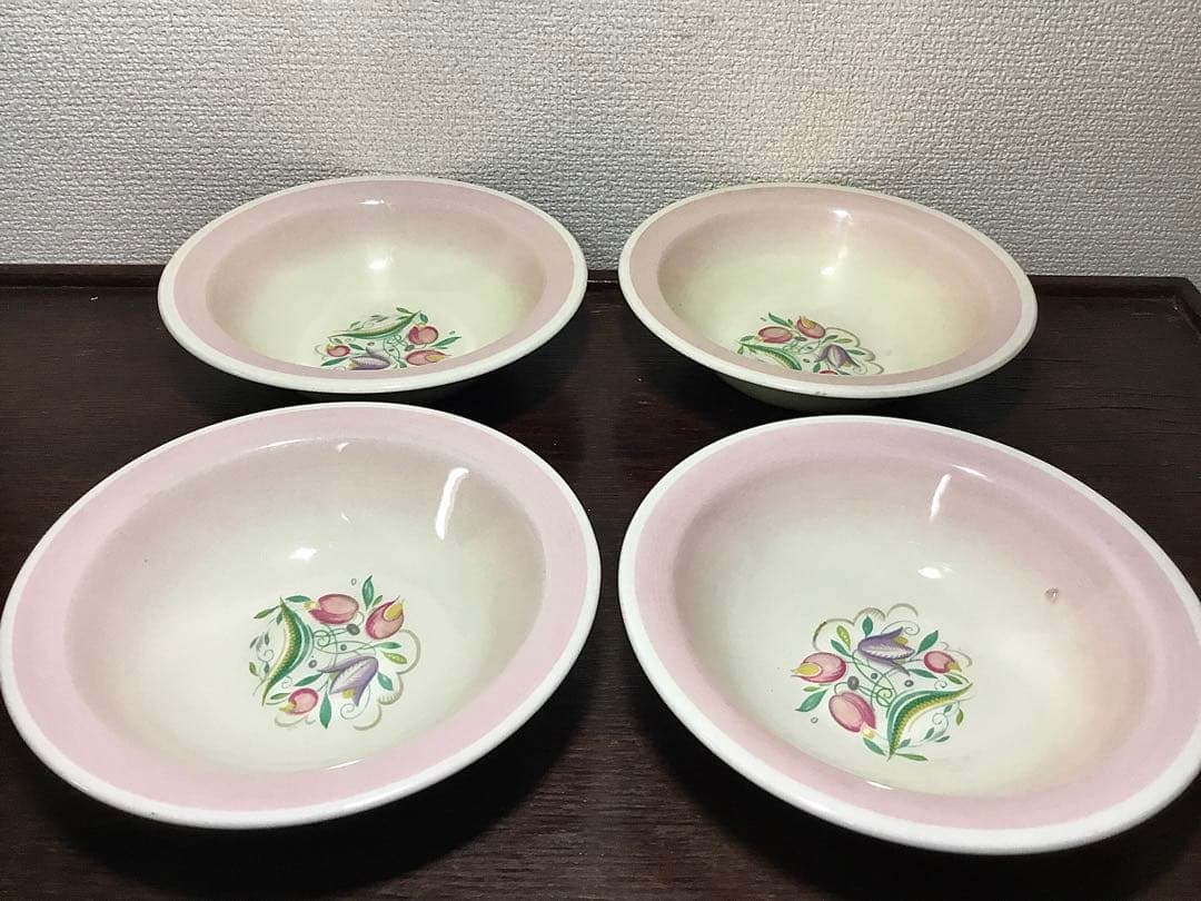 スージークーパー◆ボウル4個 ピンク◆ドレスデンスプレイ サラダボウル