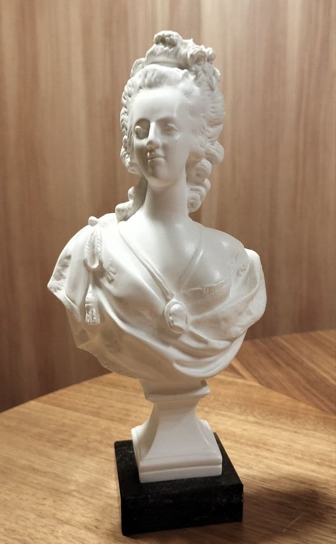 マリー・アントワネット バスト像 約24cm